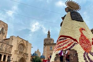 ofrenda de flores de las fallas de valencia